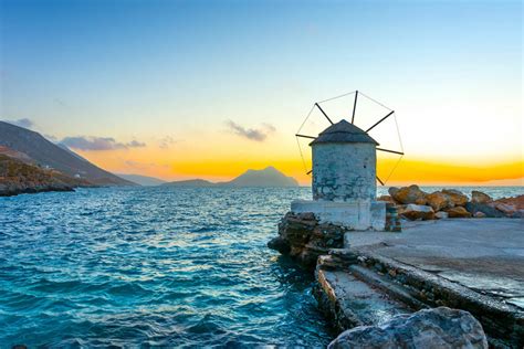 StriveME أكثر الجزر اليونانية سحرا وجمالا