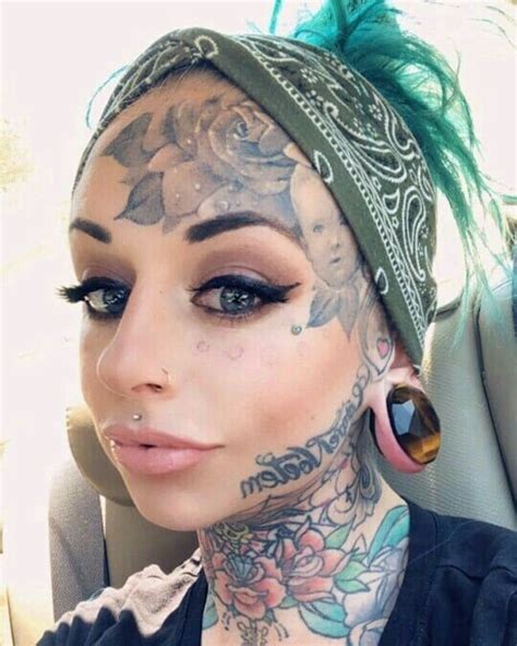 I Wouldn T Get A Face Tat But She Looks Hella Cute With Hers Facial Tattoos Body Art