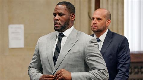Woman Describes Sexual Abuse By R Kelly Since She Was 13 Nbc New York