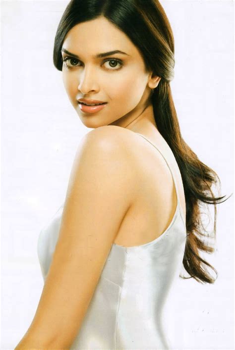 Bollywood Deepika Padukone Photo