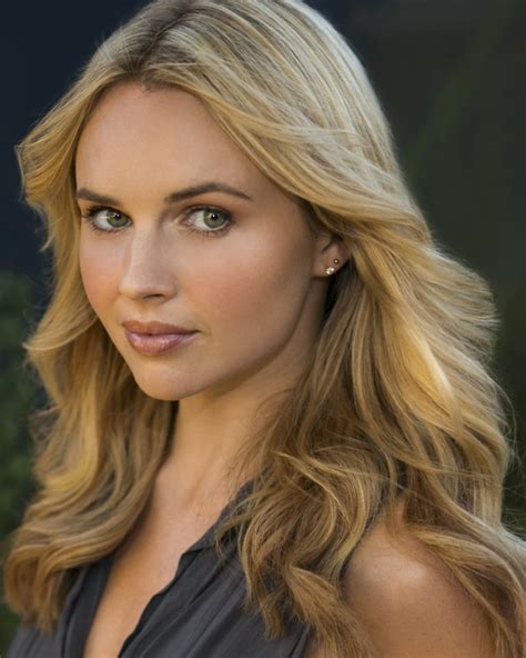 All About Celebrity Kimberley Crossman Birthday 24 May 1990 Auckland