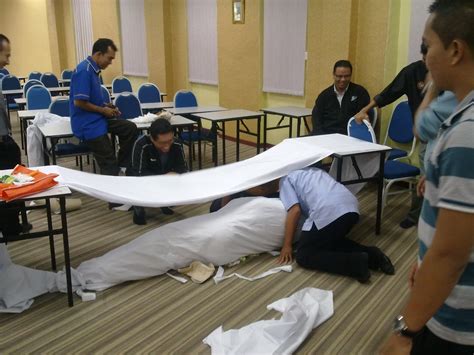 You can do the exercises online or download the worksheet as pdf. Ruang Bicara Ustazhus: Kursus Pengurusan Jenazah ULPL ...