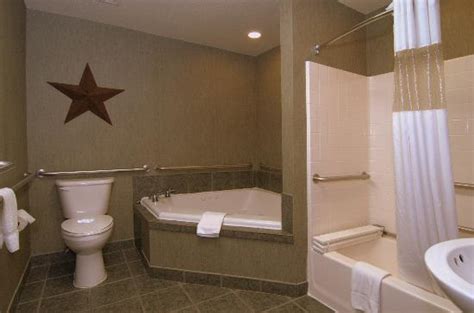 Apartment hotel in houston apartment hotel in houston, current page. Jacuzzi Bathroom - Picture of MainStay Suites by Ft. Sam ...