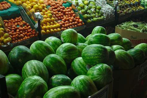 How To Tell If A Watermelon Is Ripe 9 Tips To Keep In Mind