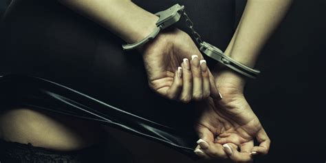 bdsm experts critique fifty shades of grey what it gets right and wrong about bdsm huffpost