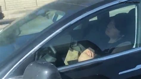 Video Appears To Show Tesla Driver Asleep At The Wheel On Interstate 5
