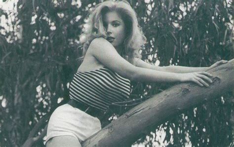 4 Fascinating And Forgotten Pin Up Girls You Should Know