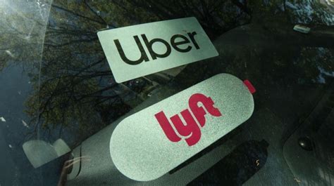 Judge Says Uber And Lyft Must Classify California Drivers As Employees Breaking News Alerts