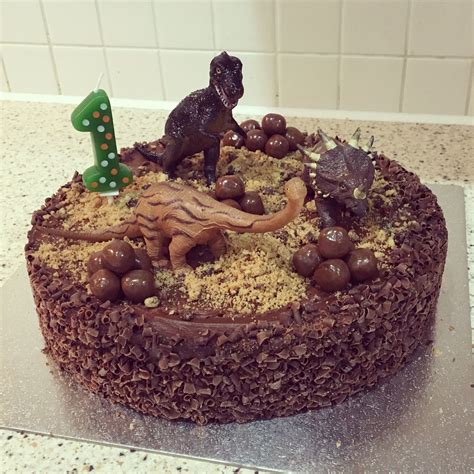 See more ideas about dinosaur cake, dinosaur, dinosaur birthday. Dinosaur Birthday Cake Asda : The Dinosaur cake pic I ...