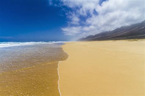 Las Mejores Playas Naturistas De Canarias El Hierro