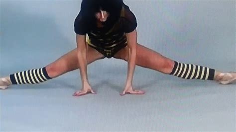 easy splits stretch gymnastics tutorial youtube