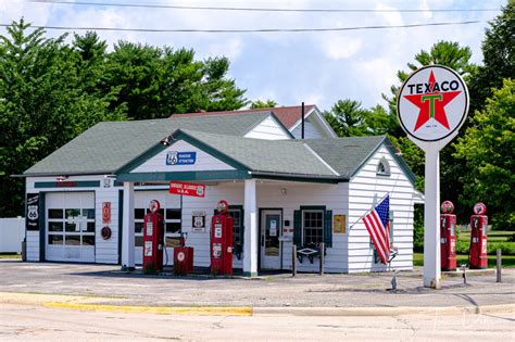 Amblers Texaco Gas Station On Historic Route 66 Dwight Illinois