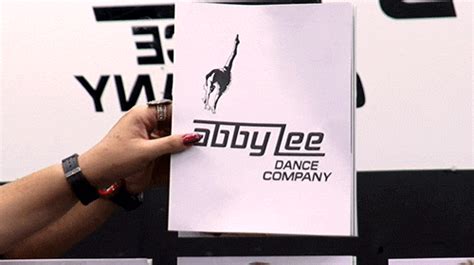 Arriba 79 Imagen Abby Lee Pyramid Vn