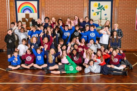 St Roberts Catholic Primary School Leavers 2019 Right Click Studios