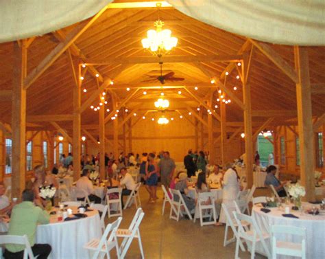 Great Barn Wedding Venue In White Hall Md Pond View Farms Barn Wedding Venue Barn Wedding
