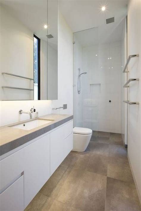 Nine bathroom remodel trends for 2021. Wonderful Long Narrow Bathroom Ideas 040 | Modern small ...