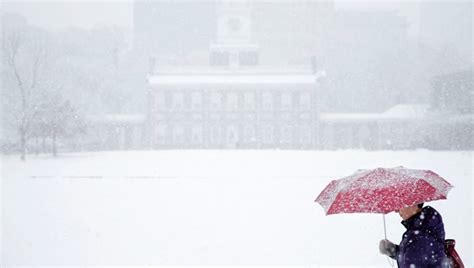 Snowstorm Causes More Airport Delays