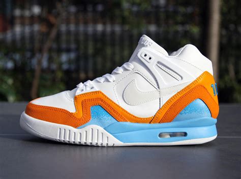 A Detailed Look At The Nike Air Tech Challenge Ii Australian Open