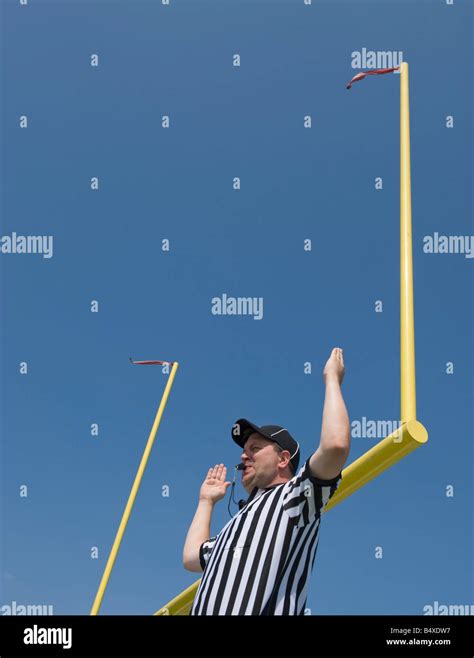 Field Goal Hi Res Stock Photography And Images Alamy