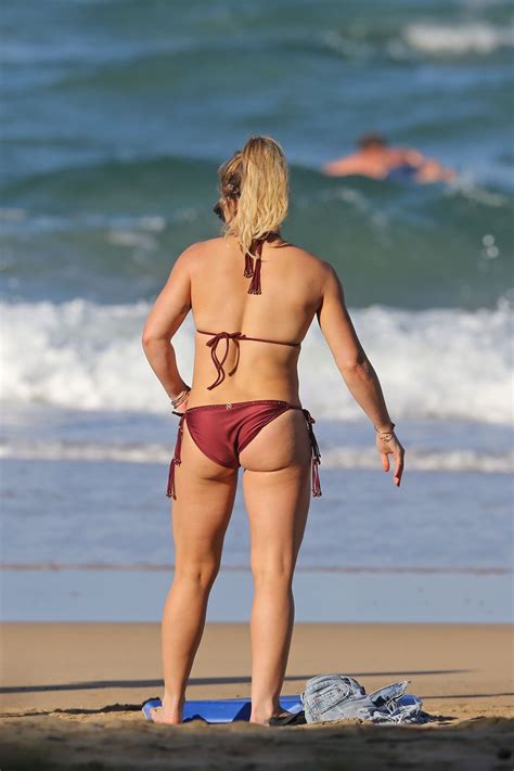 Naked Hilary Duff Added By Bot