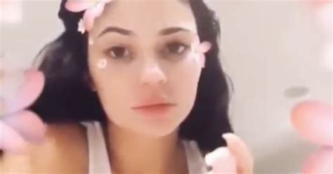 Did Kylie Jenner Wash Her Face Incorrectly A Dermatologist Explains How To Properly Cleanse