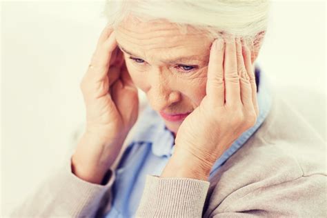 ¿una Persona Con Alzheimer Sabe Lo Que Pasa A Su Alrededor Walnus