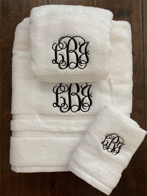 Monogrammed Bath Towel Set Monogrammed 3 Piece Towel Set Personalized