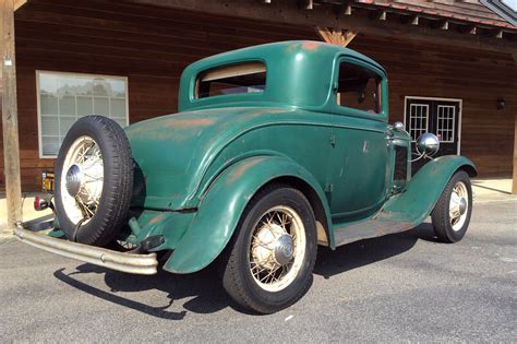 Low Mileage 1932 Ford 3 Window Coupe Barn Finds