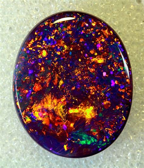 Black Opal Lightning Ridge Black Opal Minerals And Gemstones Gems