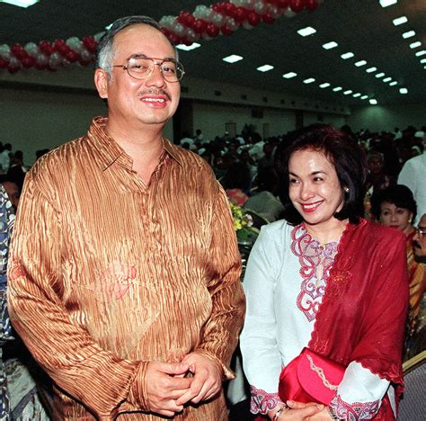 She has been married to najib razak since 1987. Inside the lavish world of Malaysia's Rosmah Mansor | Arab ...