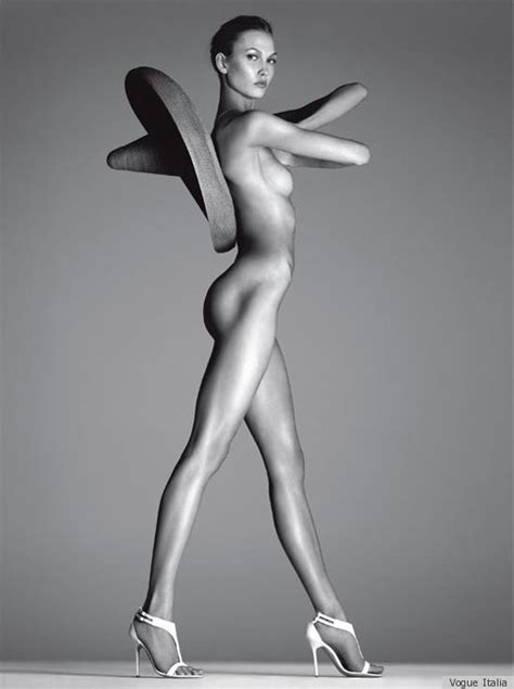 Karlie Kloss Goes Nude For Vogue Italia S December Issue NSFW PHOTOS