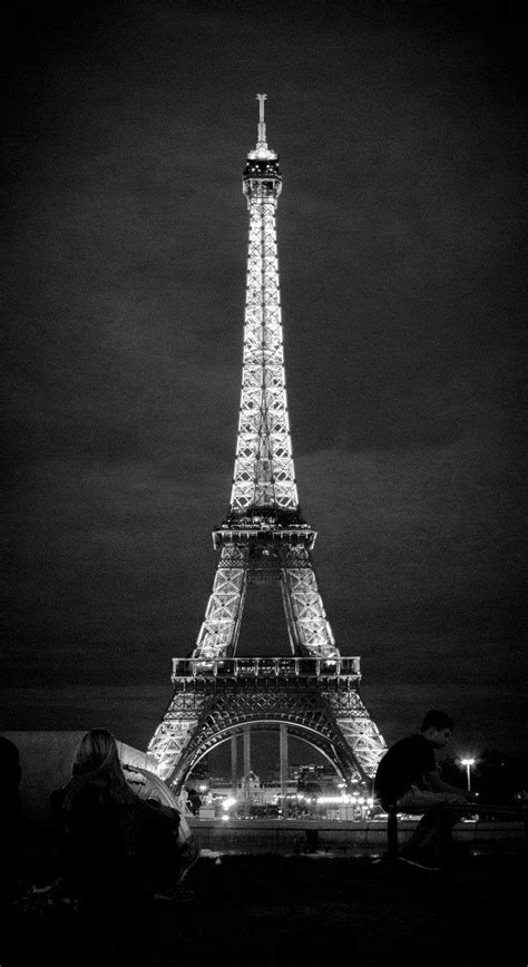 Eiffel Tower Black And White Wallpapers Wallpaper Cave
