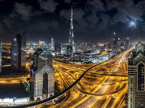 Burj Khalifa Skyscraper In City Dubai United Arab Emirates 4k Ultra Hd