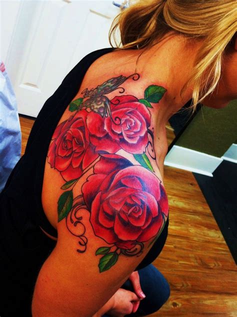 Roses On Shoulder Tattoos Rose Tattoos Tattoos Shoulder Tattoo