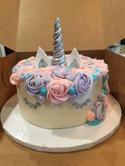 Unicorn Cake With Pastels Cake Unicorn Cake Unicorn Treats