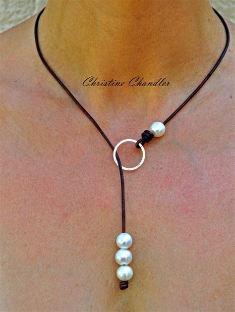Pearl and Leather Necklace Sterling Silver Circle Leather Etsy レザー