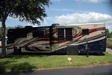 Quality RV Wheel Covers from Fleetwood Discovery #wadervcustoms #rv
