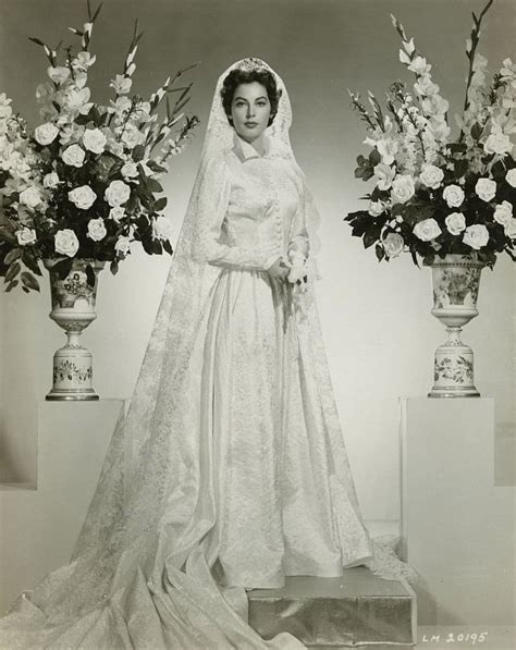 Ava Gardner In 2020 Wedding Dresses Vintage Hollywood Wedding Old
