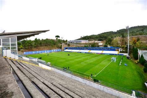 Fc vizela recebe vilafranquense este sábado. FC Vizela tem estádio renovado | PressNET