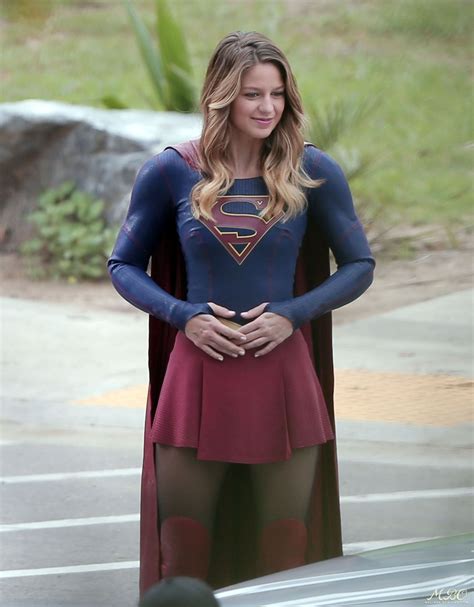 Supergirl Set Photos In Los Angeles Melissa Benoist Filmofilia