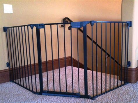 We start by reviewing gates designed for doorways and hallways, and then consider gates designed for the top or bottom of stairs. The Best Baby Gate for Top of Stairs Design that You Must ...