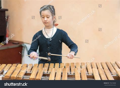 Girl Play Xylophone Setmusician Stock Photo 776418088 Shutterstock