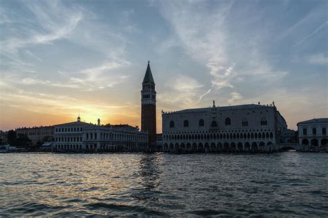 Classic Venetian Feathery Sunset Sail By The Best Landmarks