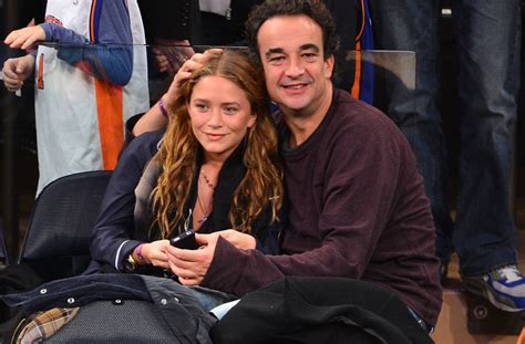 Rare Photos Of Mary Kate And Ashley Olsen Holidaying In France Mums