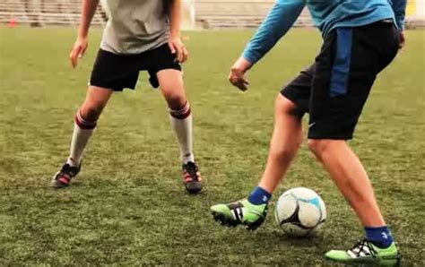 How To Do A Robinho Stepover Trick In Soccer Howcast