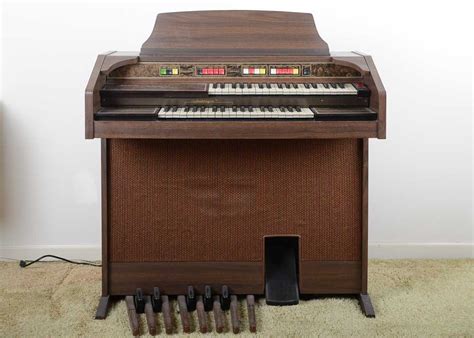 Vintage Thomas Playmate Electric Organ Ebth