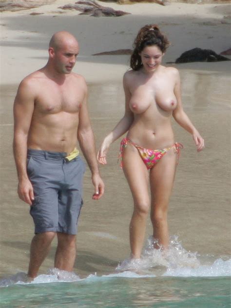 Kelly Brook S Topless Caribbean Vacation Picture 2005 11 Original Kelly Brook St Bart 2005