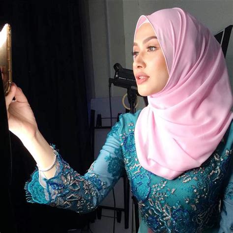 Perasaan malu sanggup ditolak ke tepi. Biodata Niena Baharun Heroin Drama Sayangku Kapten Mukhriz ...