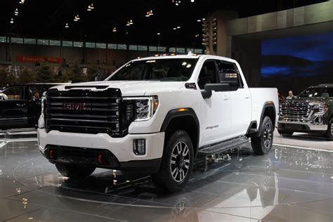 With more people than ever investing in trucks and suvs to ferry their families and toys to faraway places, gmc is looking to improve that experience. 2021 GMC 2500 Denali Colors, Price & Specs - Postmonroe