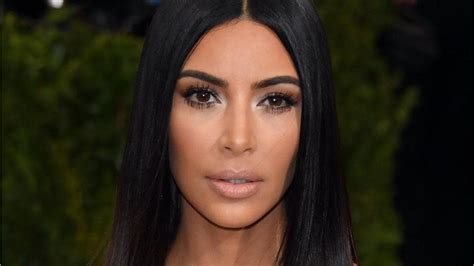 Kim Kardashians Makeup Artist Uses This 15 Product To Create Her